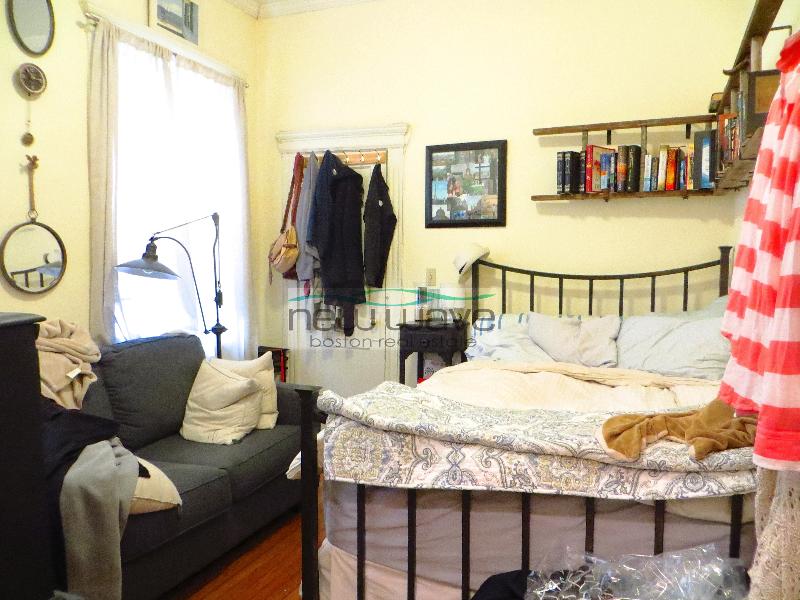 120 Peterborough St, Fenway