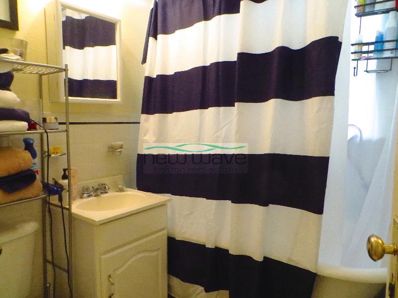 120 Peterborough St, Fenway