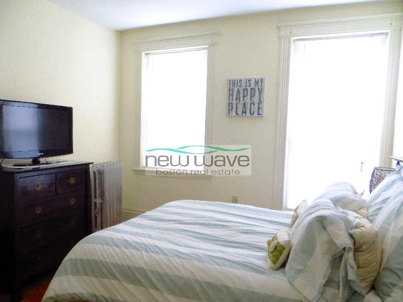 20 Queensberry St, Fenway