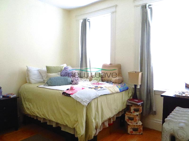 20 Queensberry St, Fenway