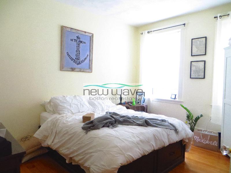 36 Queensberry St, Fenway