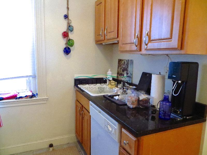 36 Queensberry St, Fenway