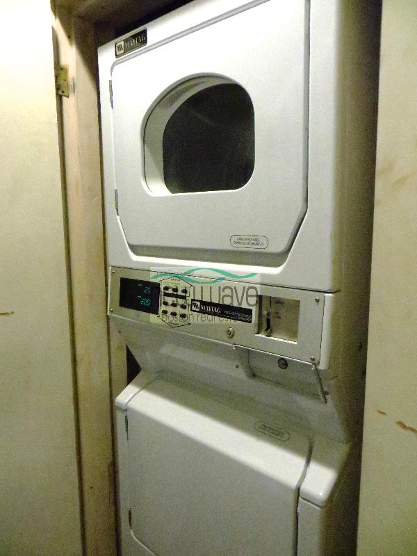 Studio bed, 1 bath apartment for rent at 66 Myrtle St Unit 1, Beacon Hill — photo 3 of 9