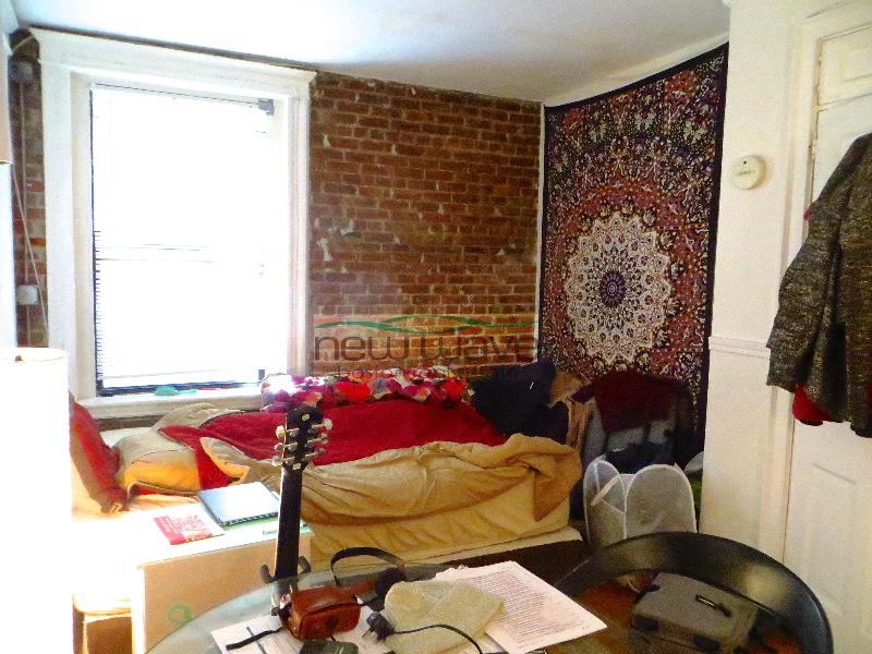 Studio bed, 1 bath apartment for rent at 66 Myrtle St Unit 1, Beacon Hill
