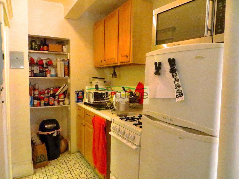 Studio bed, 1 bath apartment for rent at 66 Myrtle St Unit 1, Beacon Hill — photo 8 of 9