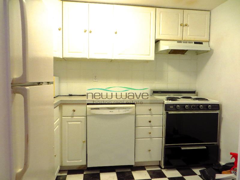1 bed, 1 bath apartment for rent at 9 Marlborough St Unit 42, Back Bay — photo 5 of 7