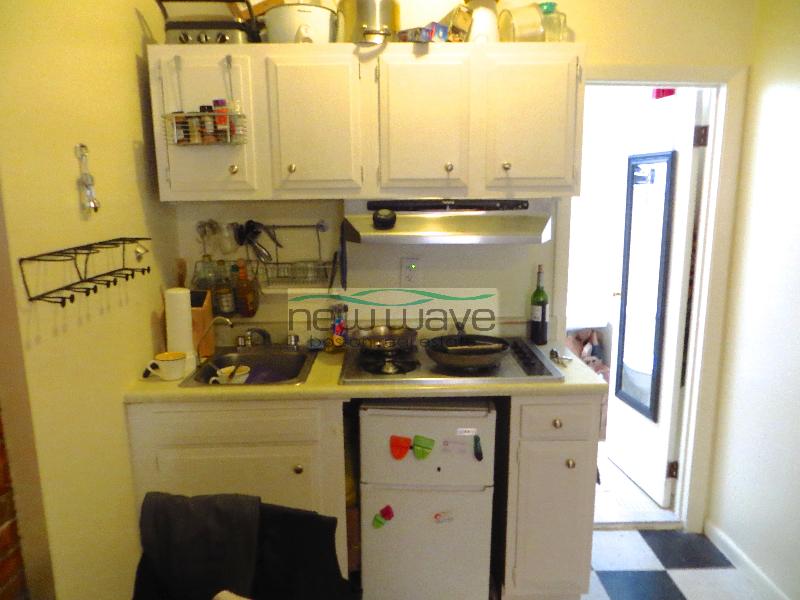 270 Newbury St, Back Bay