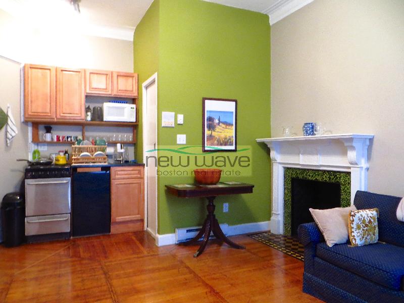 16 Cumberland St, Back Bay