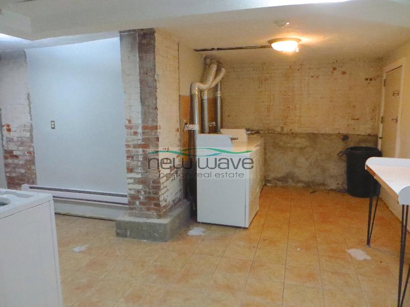 1 bed, 1 bath apartment for rent at 90 Warrenton St Unit 4, Theatre District — photo 2 of 7