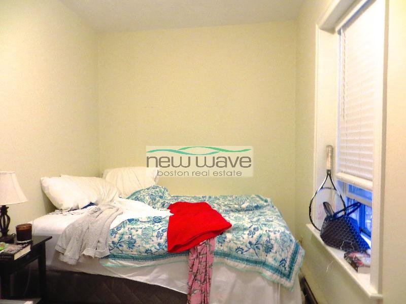 88 West Cedar St, Beacon Hill