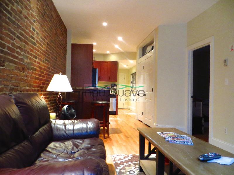 88 West Cedar St, Beacon Hill