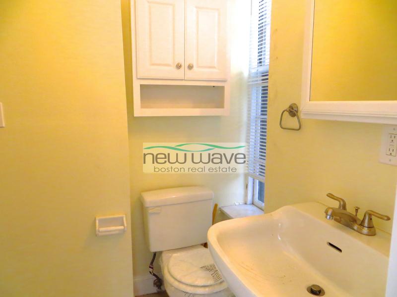 24 Joy St, Beacon Hill