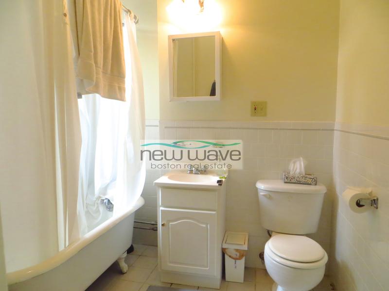 40 Queensberry St, Fenway