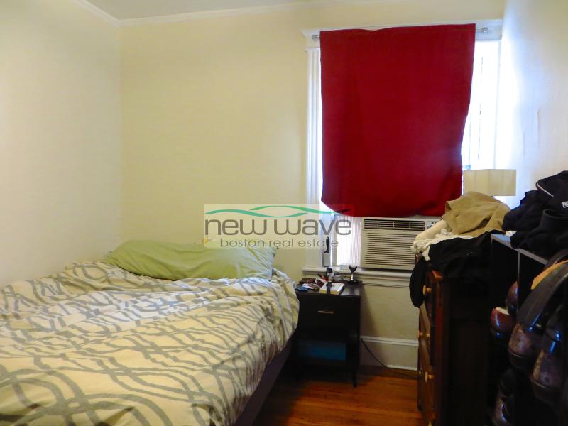 125 Myrtle St, Beacon Hill