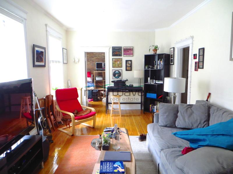 125 Myrtle St, Beacon Hill