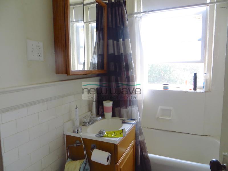 1171 Boylston St, Fenway