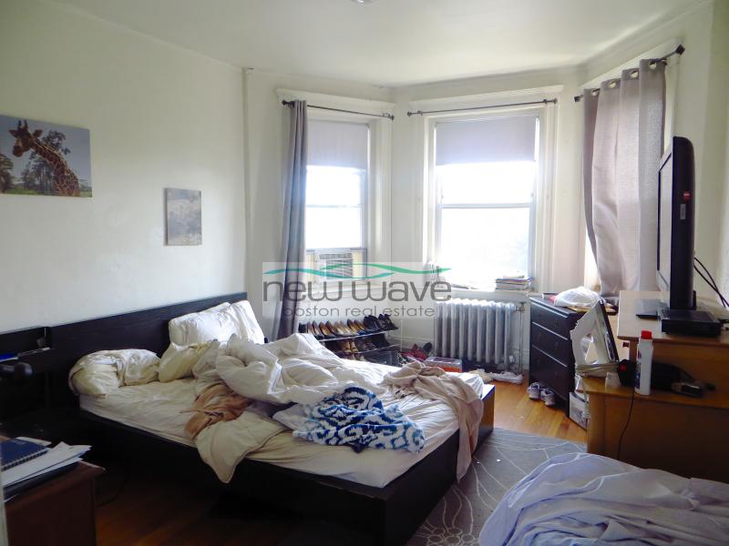 1171 Boylston St, Fenway