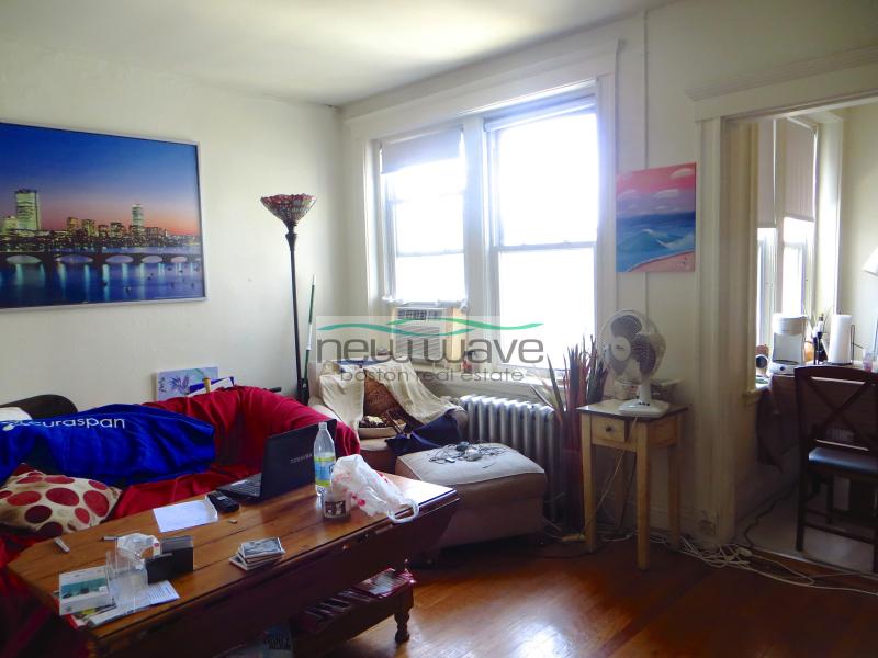 1171 Boylston St, Fenway