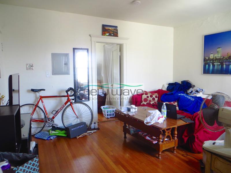 1171 Boylston St, Fenway