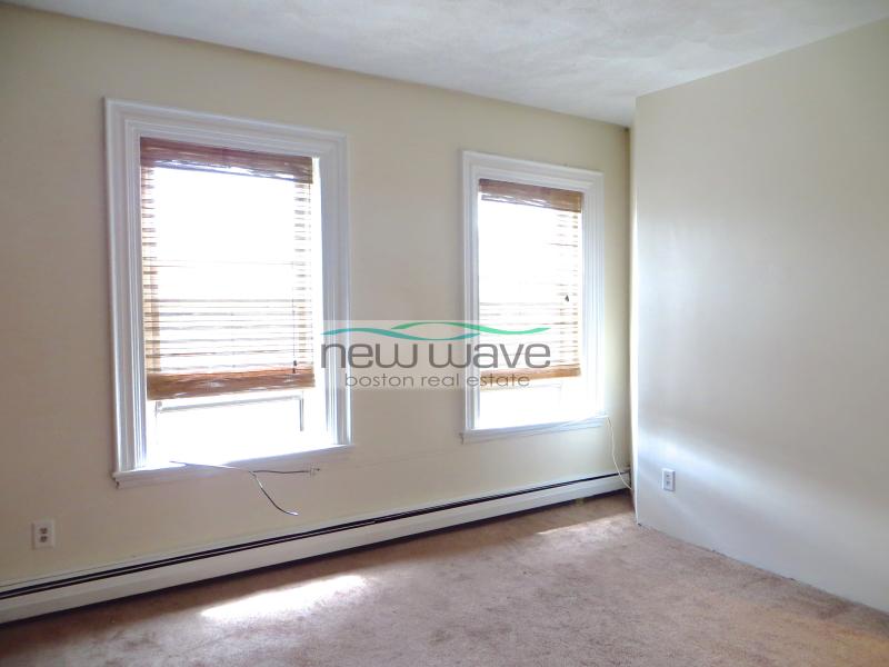 2 bed, 1 bath apartment for rent at 23 Worcester Sq Unit 4, South End — photo 3 of 18