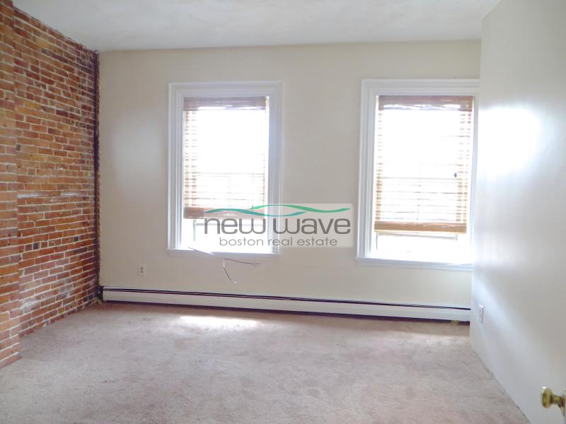 2 bed, 1 bath apartment for rent at 23 Worcester Sq Unit 4, South End — photo 9 of 18