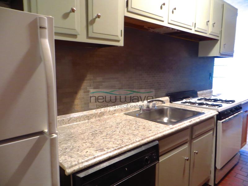 2 bed, 1 bath apartment for rent at 23 Worcester Sq Unit 4, South End — photo 15 of 18