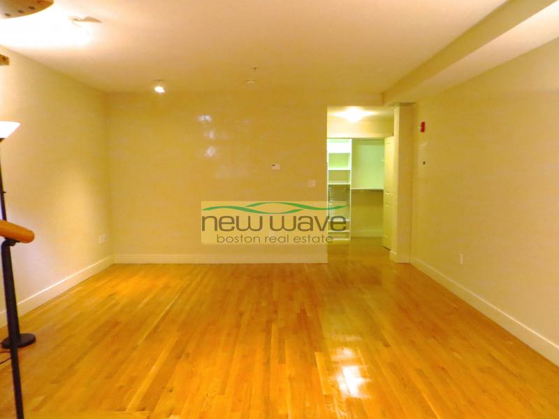 1 bed, 1 bath apartment for rent at 404 Marlborough St Unit 1, Back Bay — photo 7 of 16