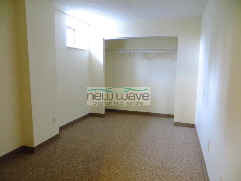 1126 Boylston St, Back Bay