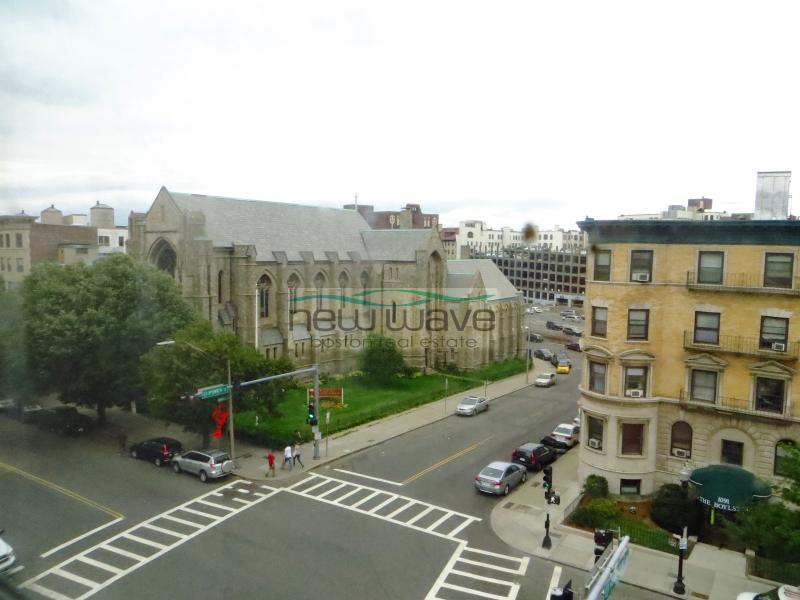 1126 Boylston St, Back Bay