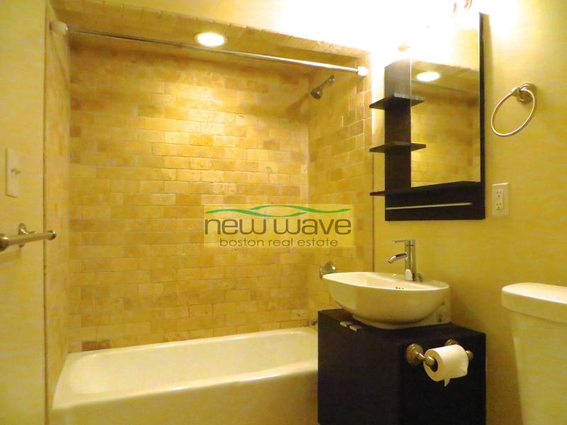 2 bed, 1 bath apartment for rent at 20 Bartlett Pl Unit 3, North End — photo 6 of 11