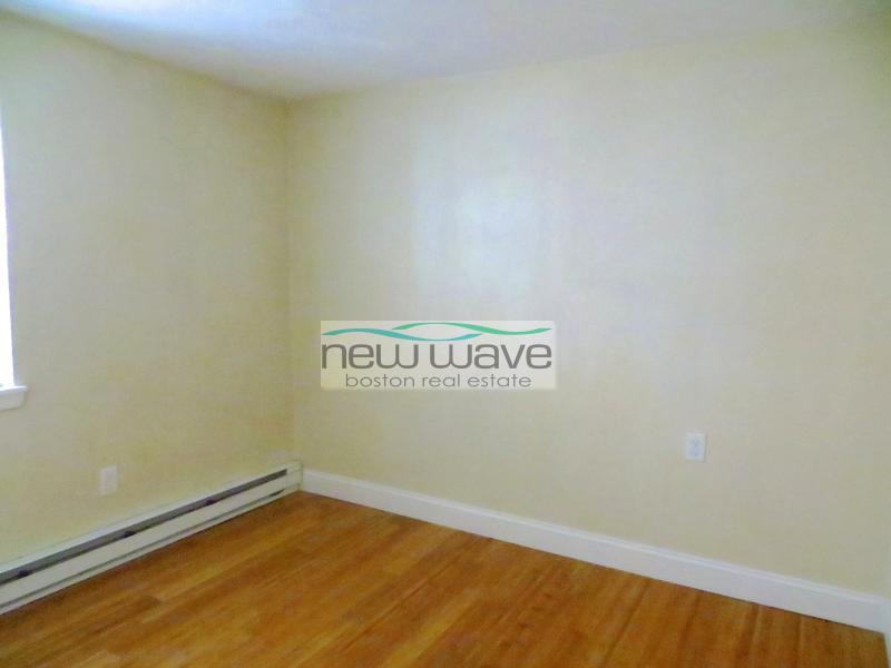 2 bed, 1 bath apartment for rent at 20 Bartlett Pl Unit 3, North End — photo 7 of 11