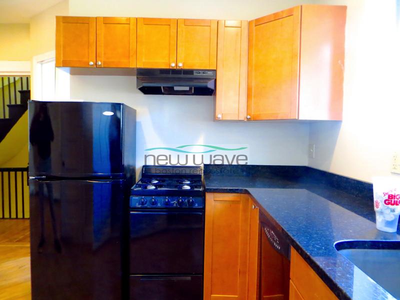 149 Endicott St, North End