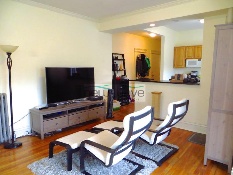 98 Queensberry St, Fenway