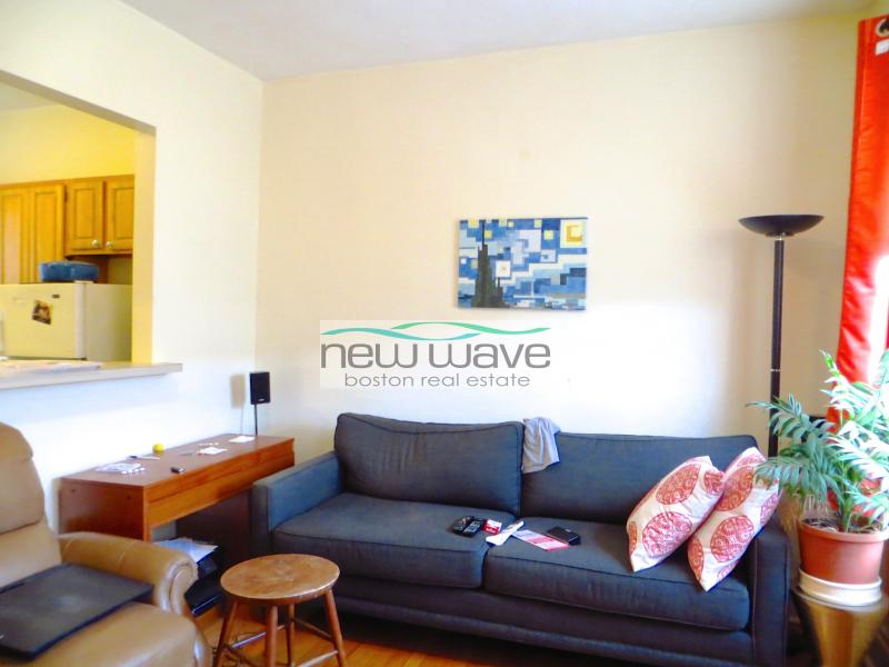 32 Queensberry St, Fenway