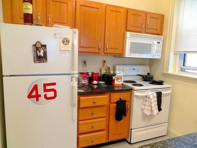 124 Peterborough St, Fenway