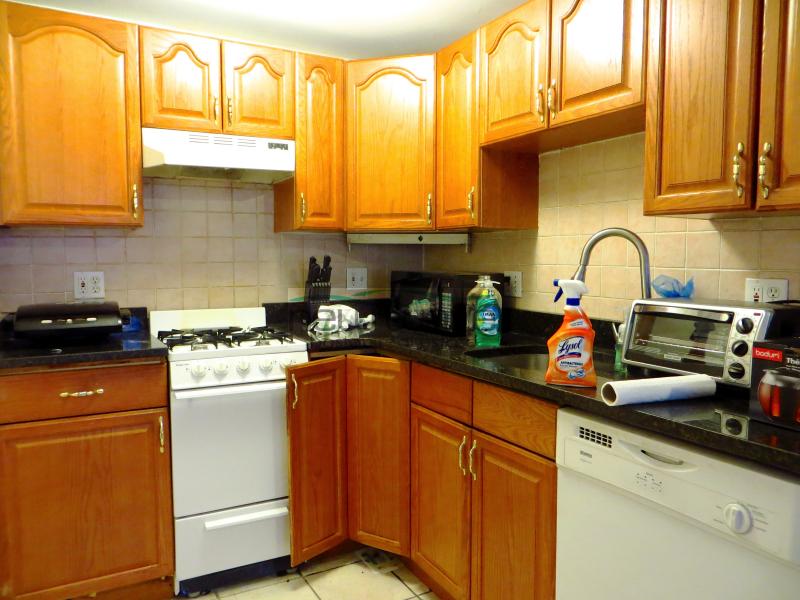 56 Queensberry St, Fenway