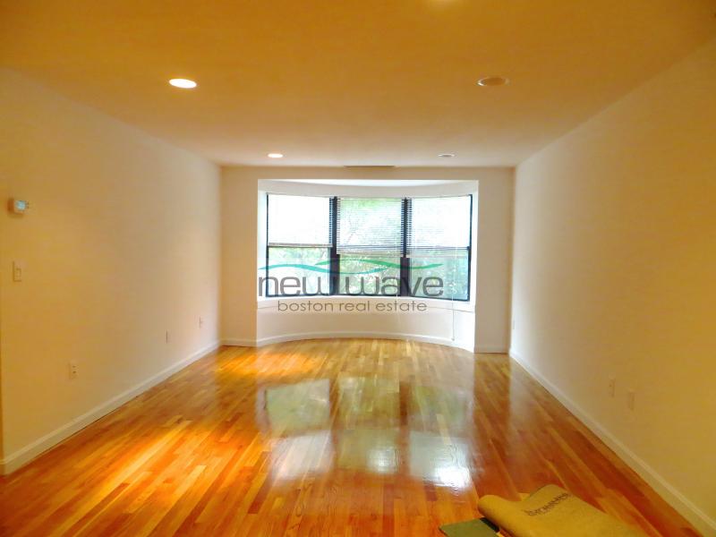 100 Jersey St, South End