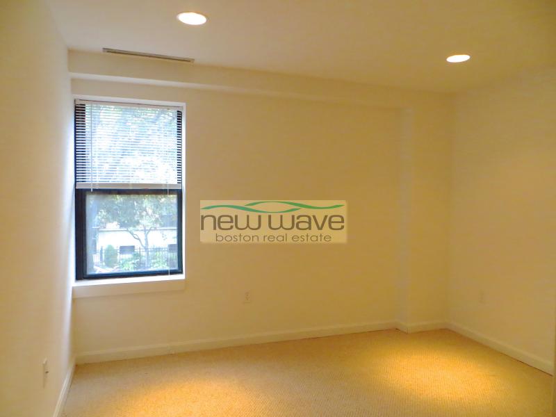 100 Jersey St, South End