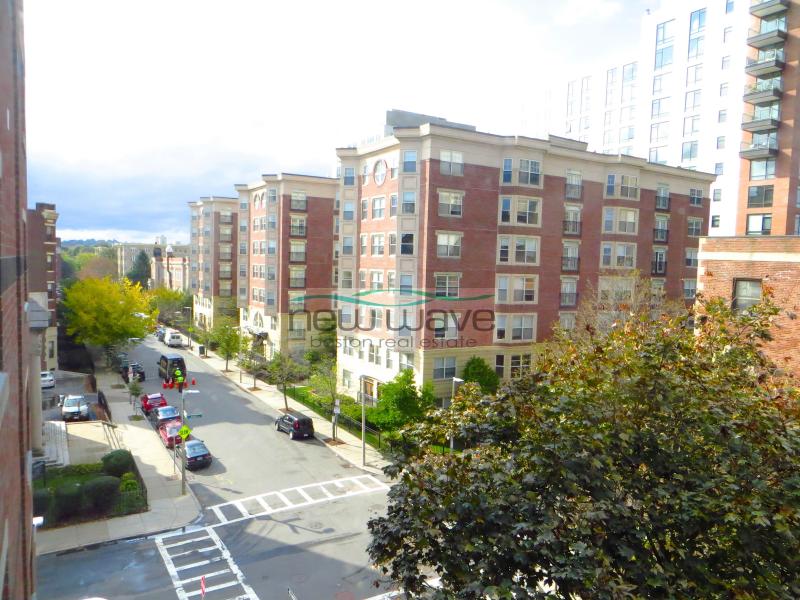 100 Jersey St, Fenway