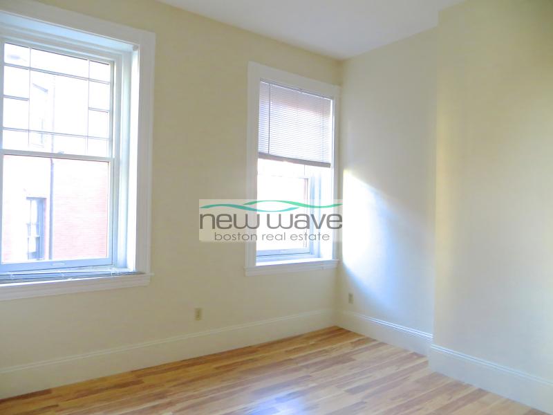 1 bed, 1 bath apartment for rent at 706 Huntington Ave Unit 101, Mission Hill — photo 7 of 12