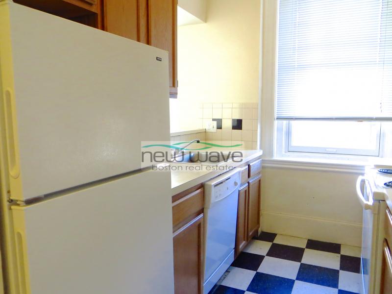 1 bed, 1 bath apartment for rent at 706 Huntington Ave Unit 101, Mission Hill — photo 11 of 12