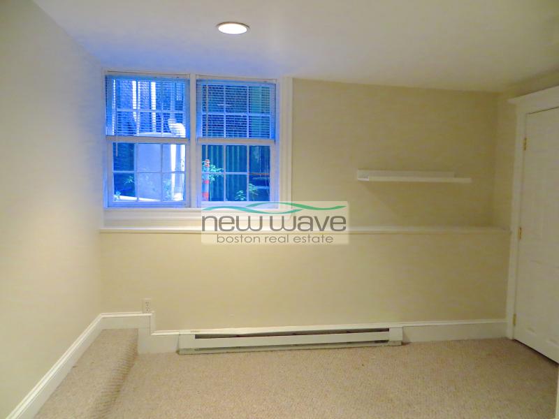 16 Cedar Lane Way, Beacon Hill