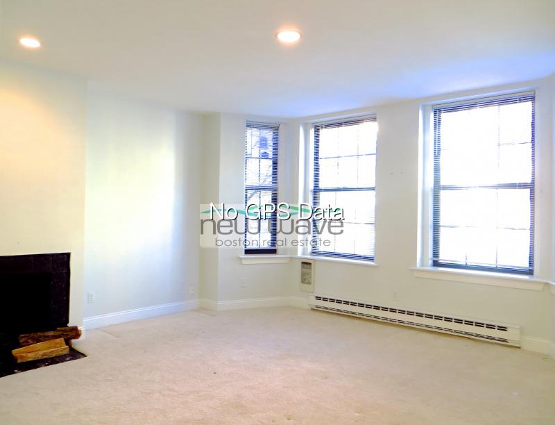 166 Saint Botolph St, Back Bay