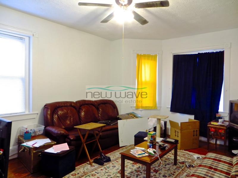 4 bed, 1 bath apartment for rent at 4 1/2 Centre St Unit 3, Mission Hill — photo 5 of 10