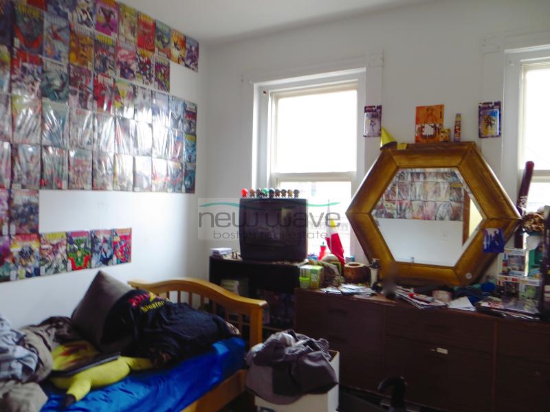 4 bed, 1 bath apartment for rent at 4 1/2 Centre St Unit 3, Mission Hill — photo 10 of 10