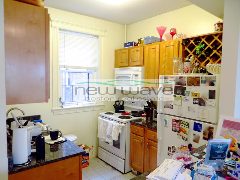 109 Queensberry St, Fenway