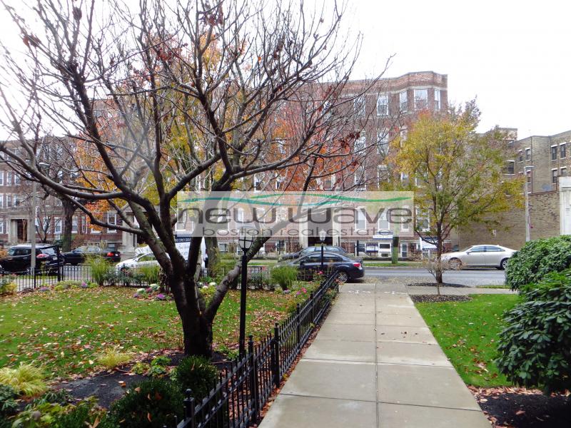 109 Queensberry St, Fenway