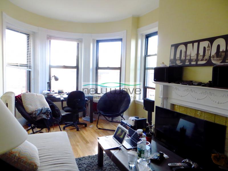 196 Saint Botolph St, Back Bay