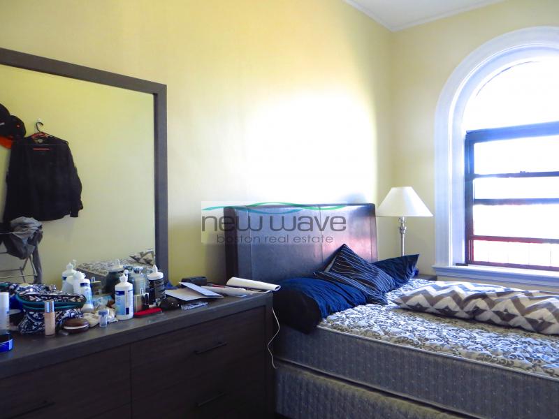 196 Saint Botolph St, Back Bay