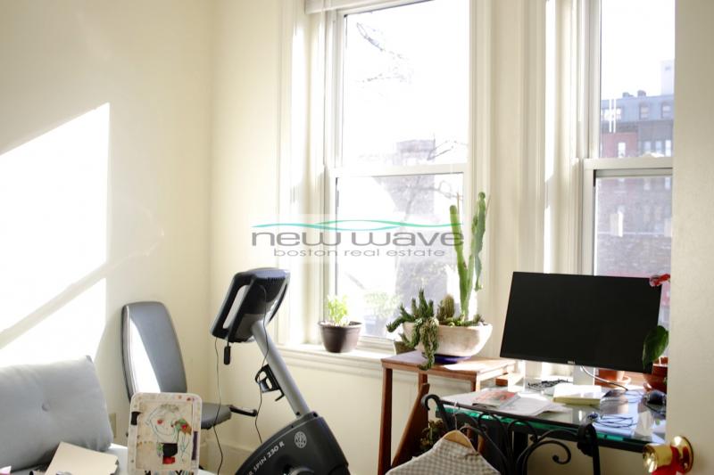 51 Queensberry St, Fenway